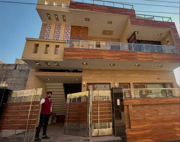 Kothi (Independent House) — 220 gaj kothi, Patiala Road